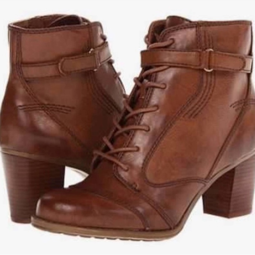 Naturalizer boots